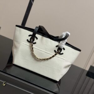 Stylish Fashion Carry CN Handbag CC265132 Stylish Fashion Carry CN Handbag CC265132