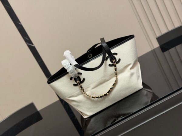 Stylish Fashion Carry CN Handbag CC265132