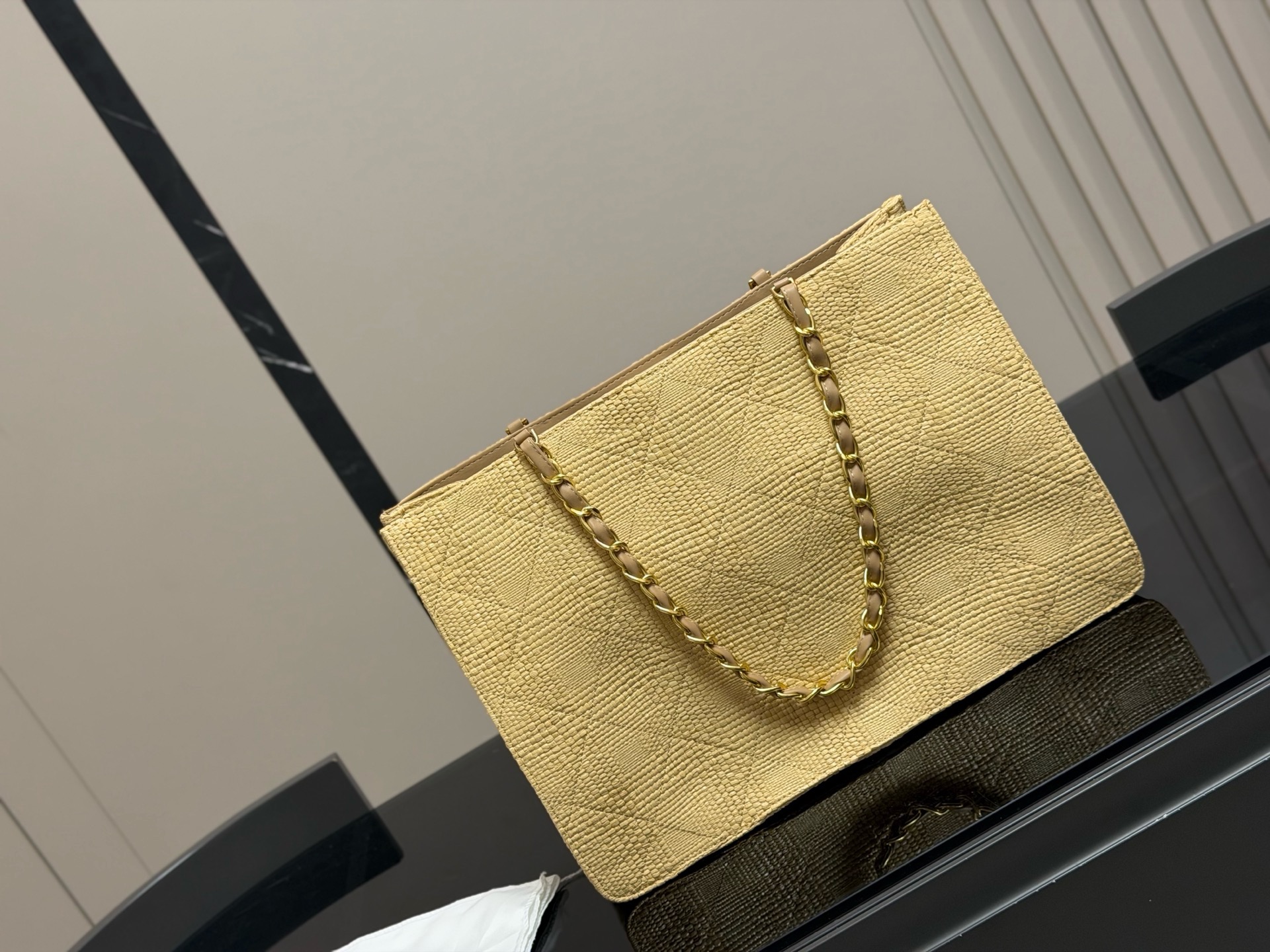 Stylish Fashion Carry CN Handbag CC265131 Stylish Fashion Carry CN Handbag CC265131