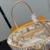 LV Resort Neverfull MM LV26518