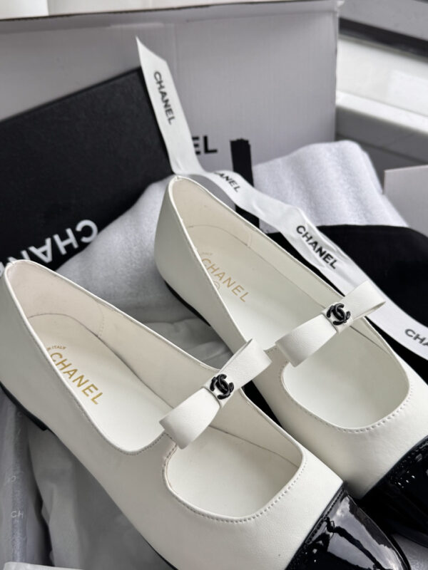 New Collection Fashion Shoes C3356