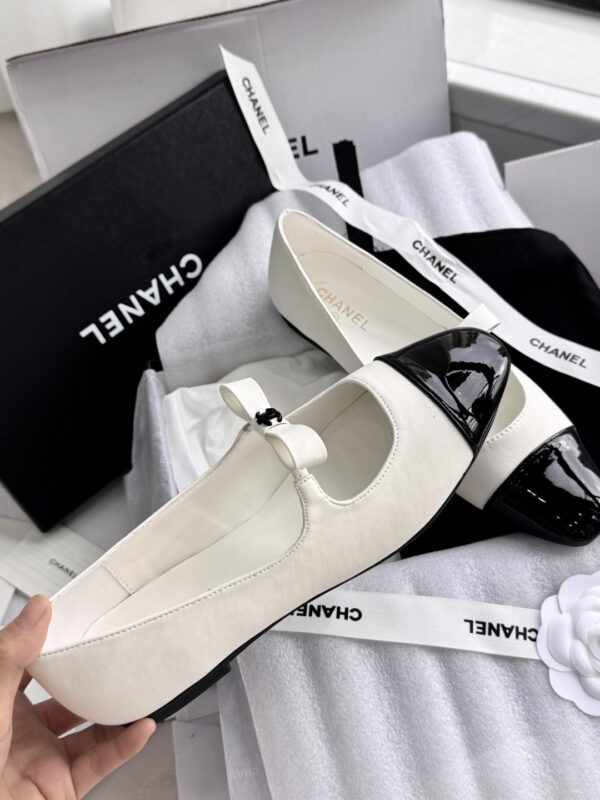 New Collection Fashion Shoes C3356