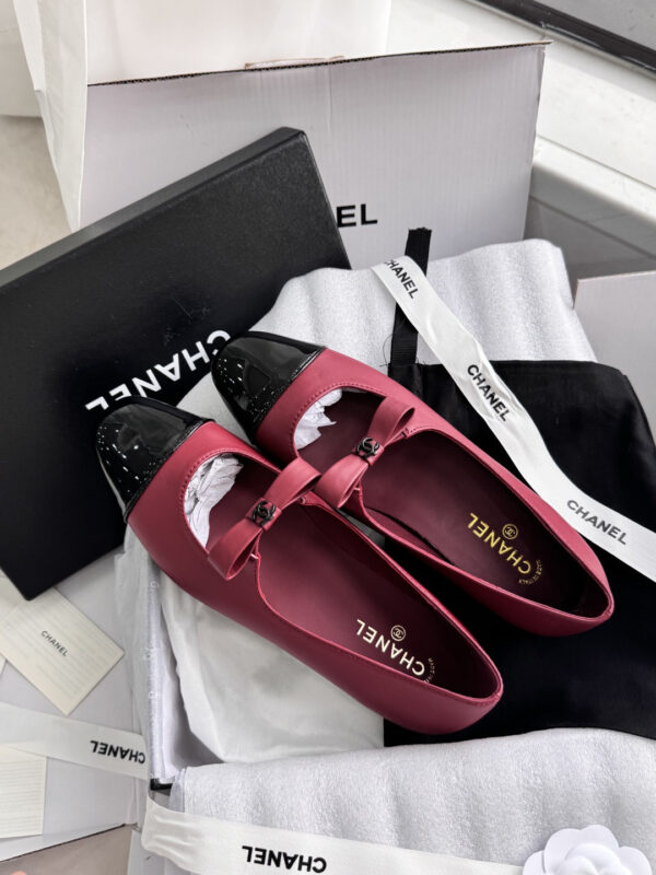 New Collection Fashion Shoes C3356