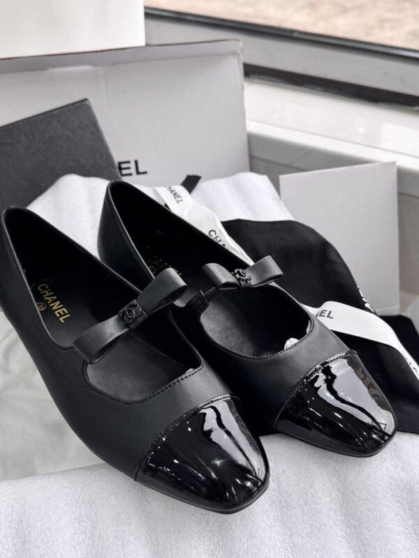 New Collection Fashion Shoes C3356