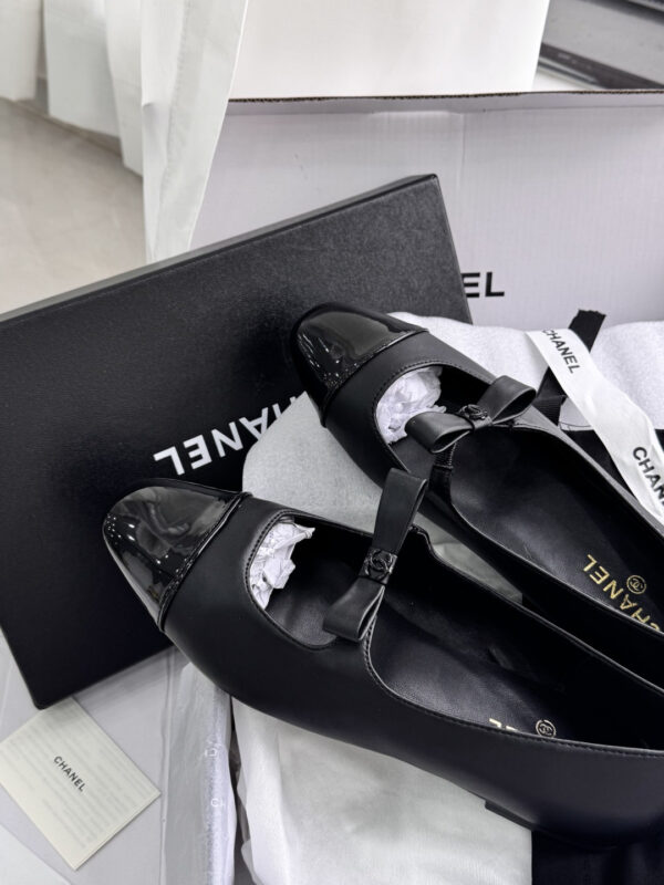 New Collection Fashion Shoes C3356