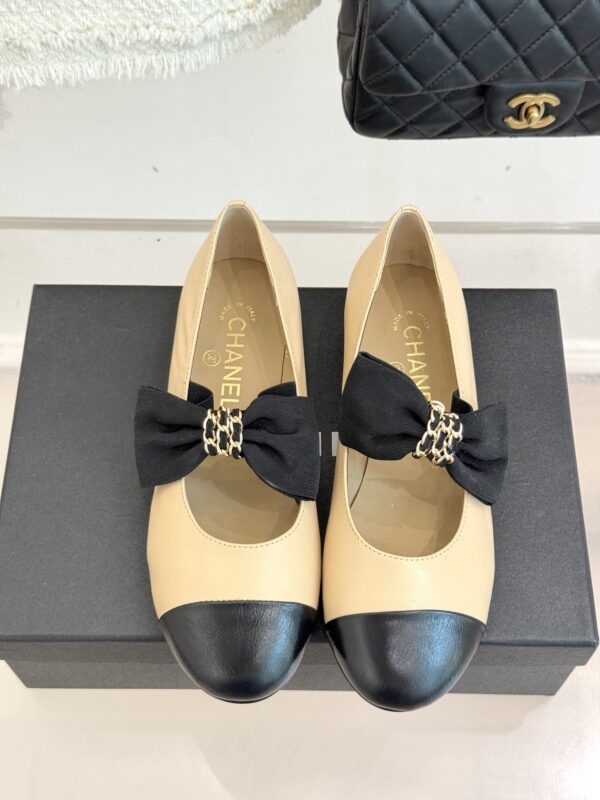 New Collection Fashion Shoes C3335