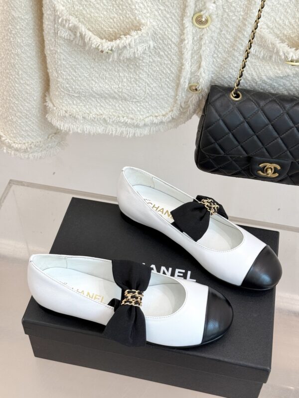 New Collection Fashion Shoes C3335