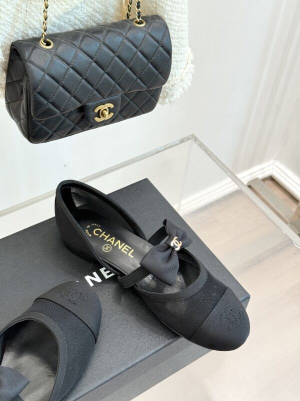 New Collection Fashion Shoes C3332