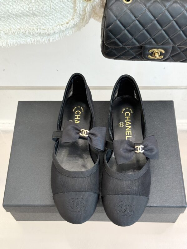 New Collection Fashion Shoes C3332