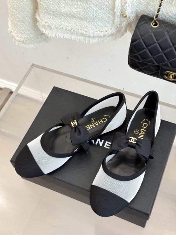 New Collection Fashion Shoes C3332
