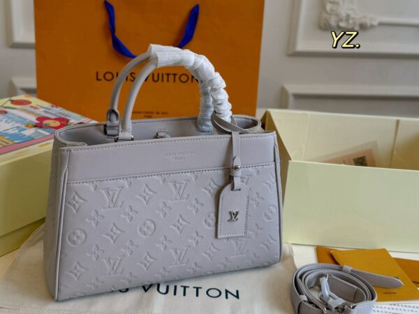 Stylish Fashion Carry LV Handbag LV265195 Stylish Fashion Carry LV Handbag LV265195