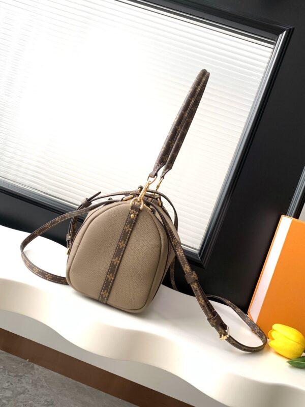 Stylish Fashion Carry LV Handbag LV27275 Stylish Fashion Carry LV Handbag LV27275