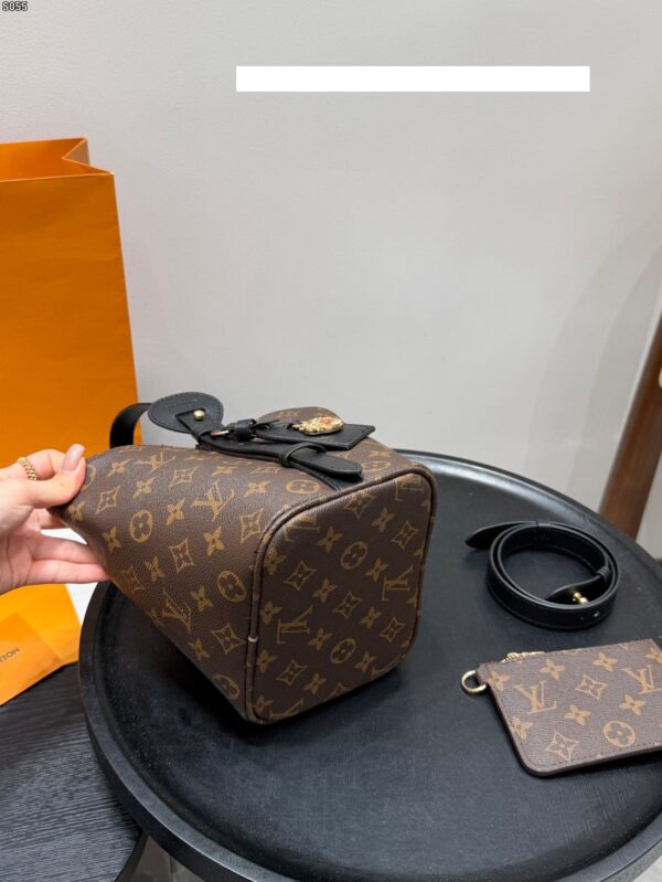 Stylish Fashion Carry LV Handbag LV265285