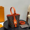 Stylish Fashion Carry LV Handbag LV265285