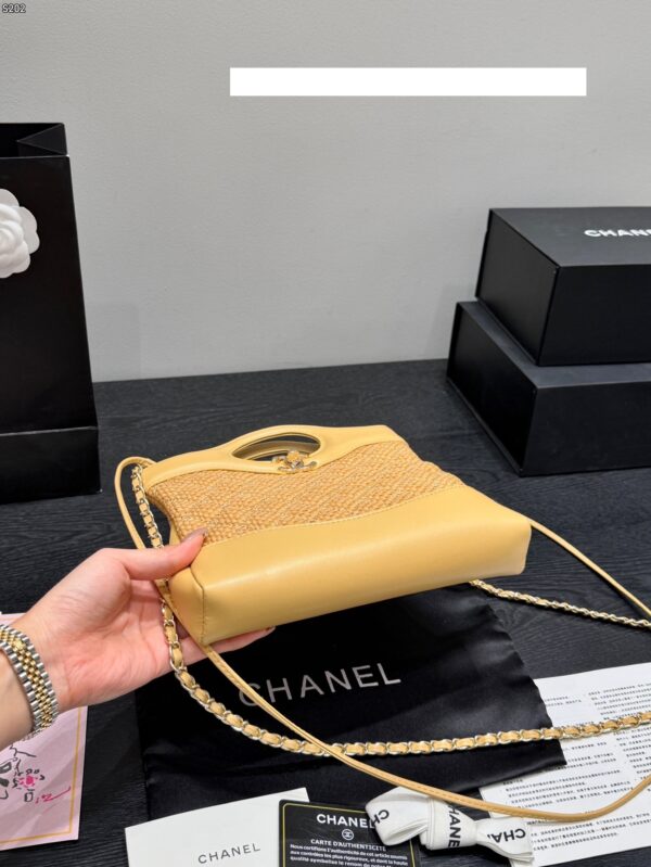 Stylish Fashion Carry CN Handbag CC265287