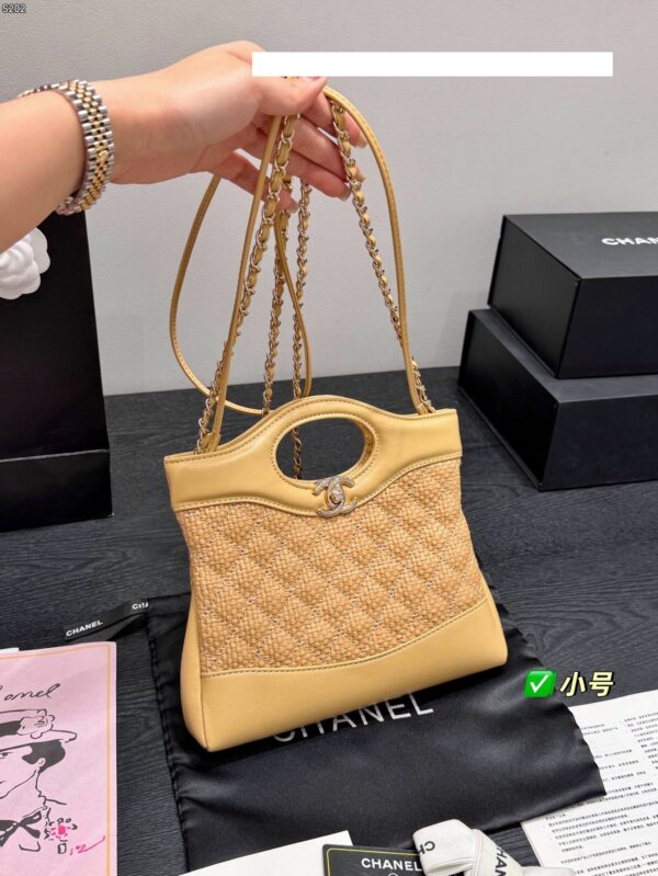 Stylish Fashion Carry CN Handbag CC265287