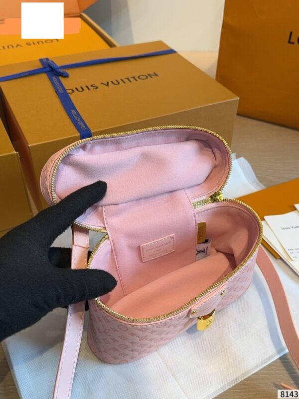 Stylish Fashion Carry LV Handbag LV265282