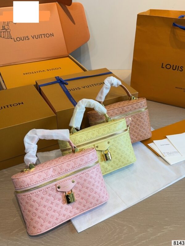 Stylish Fashion Carry LV Handbag LV265282