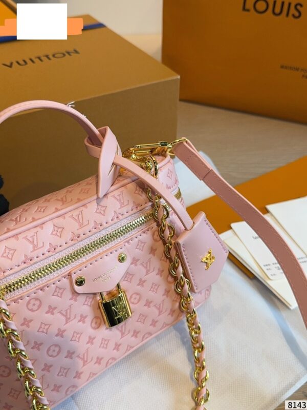 Stylish Fashion Carry LV Handbag LV265282