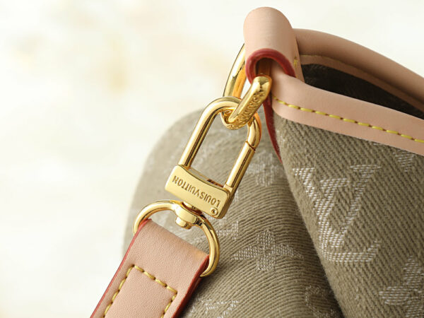 Chic Charm LV Handbag M28287-M27623-M46203-002 Chic Charm LV Handbag M28287-M27623-M46203-002