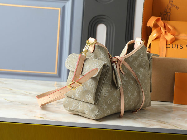 Chic Charm LV Handbag M28287-M27623-M46203-002 Chic Charm LV Handbag M28287-M27623-M46203-002