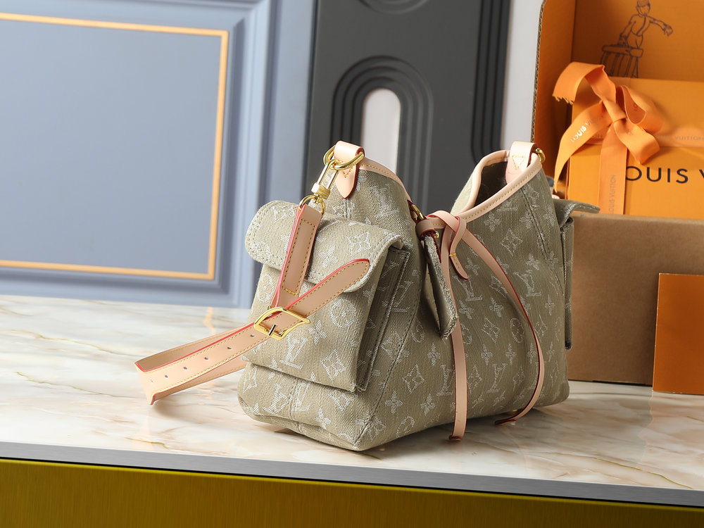 Chic Charm LV Handbag M28287-M27623-M46203-002 Chic Charm LV Handbag M28287-M27623-M46203-002