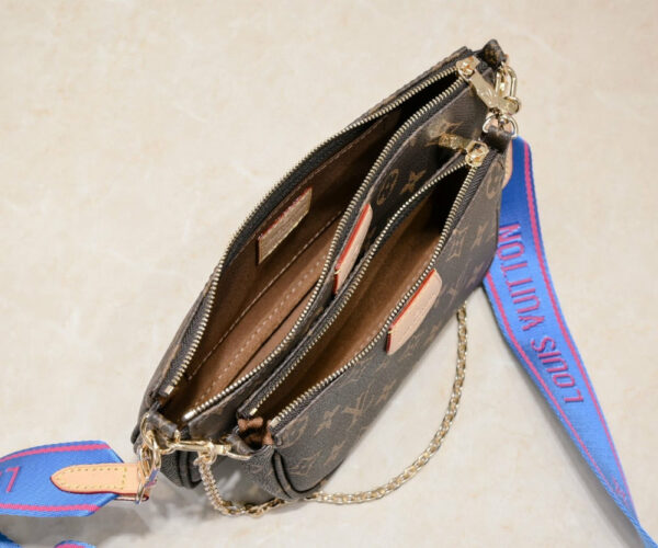 Chic Charm LV Handbag M44813-071