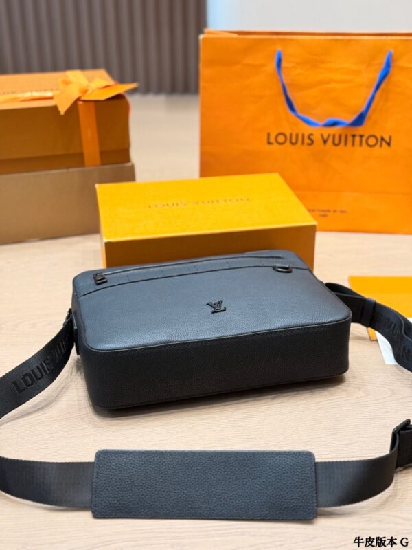 Stylish Fashion Carry LV Handbag LV2631114