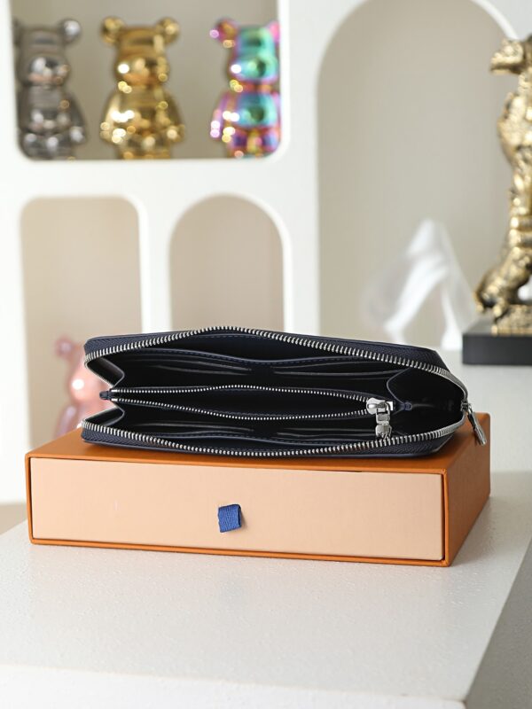 New Collection Fashion L*V Wallet 28777