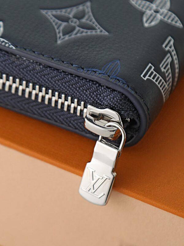 New Collection Fashion L*V Wallet 28777