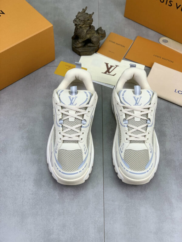 LV Tatic Sneaker 0517D00