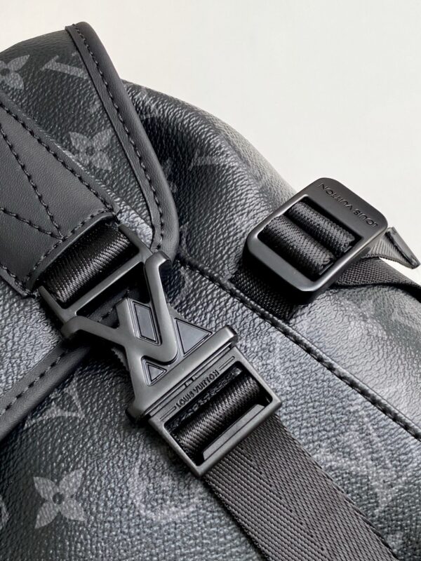 LV Getaway Monogram Eclipse KK04150 LV Getaway Monogram Eclipse KK04150