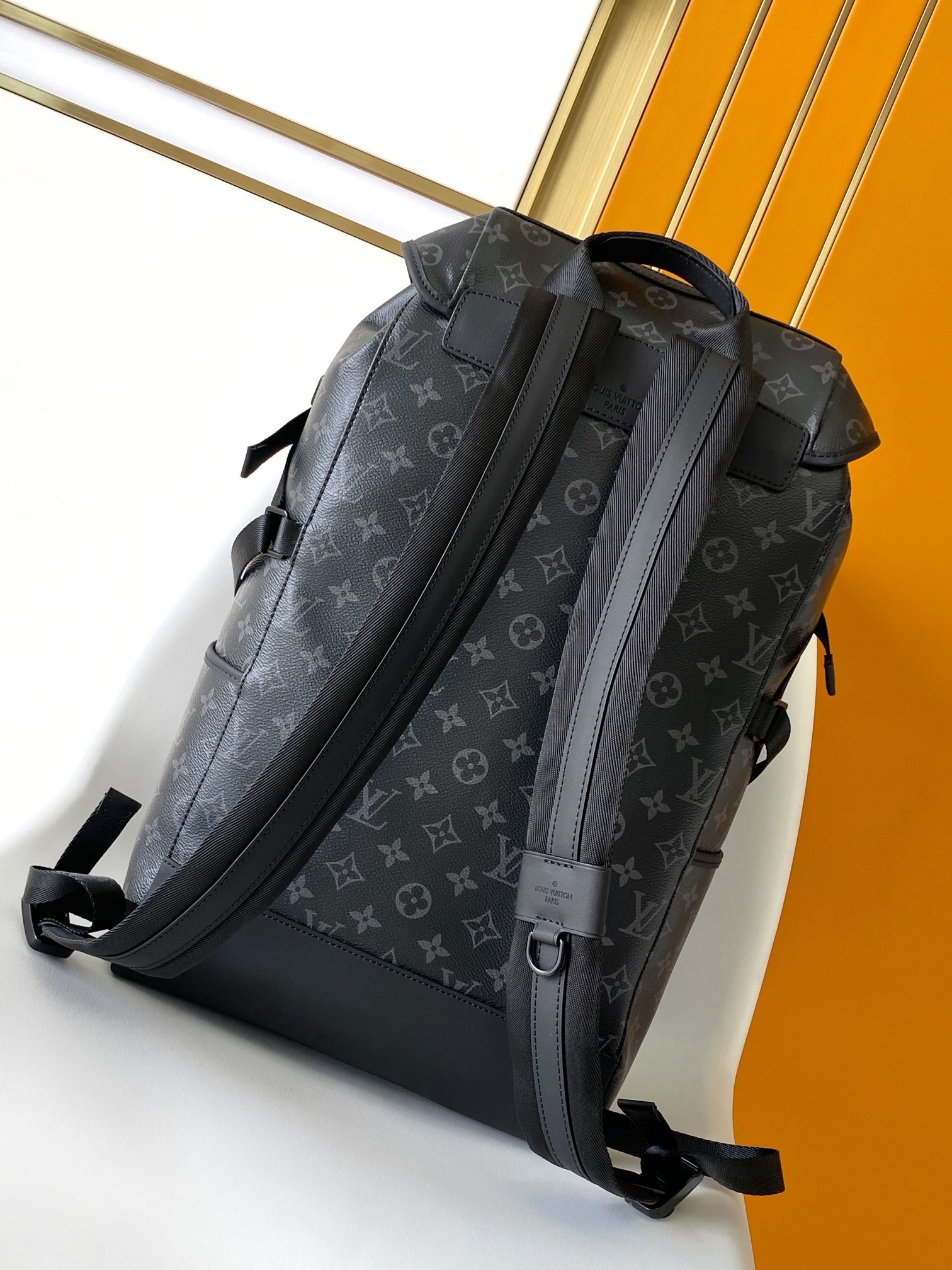 LV Getaway Monogram Eclipse KK04150 LV Getaway Monogram Eclipse KK04150