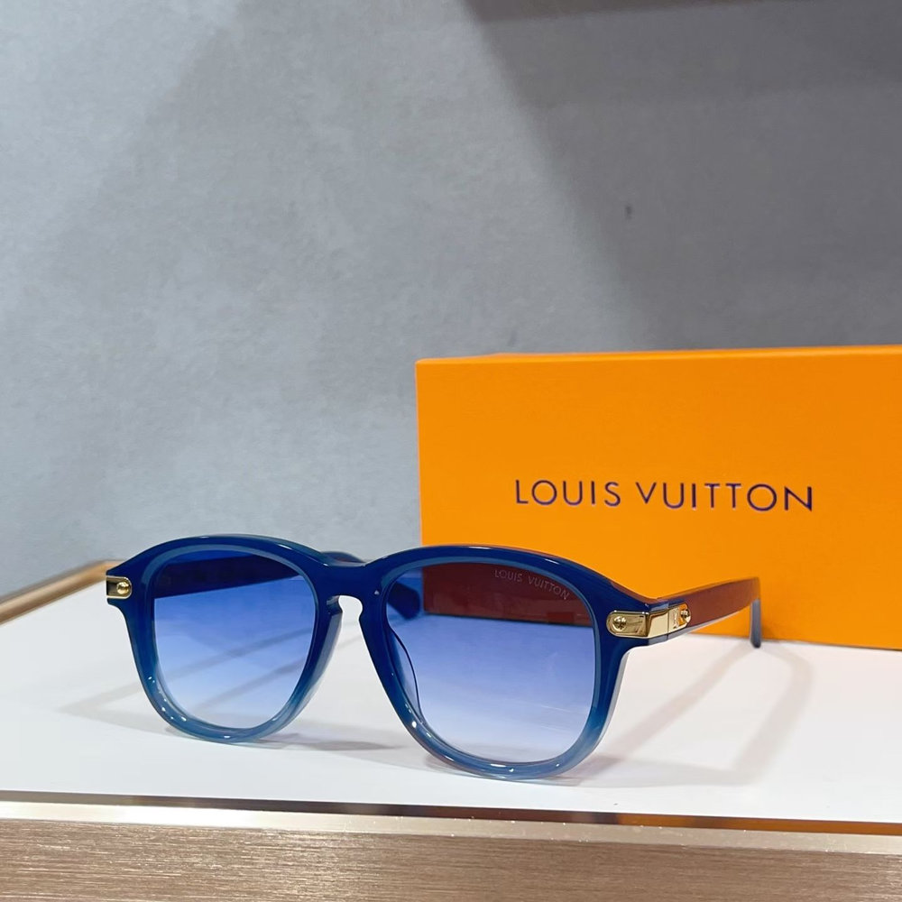 LV Oversized Aviator Sunglasses with Gold-Tone V Detail 147640 LV Oversized Aviator Sunglasses with Gold-Tone V Detail 147640