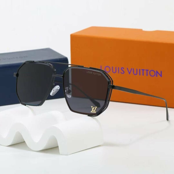 LV Attitude Sunglasses S35124 LV Attitude Sunglasses S35124