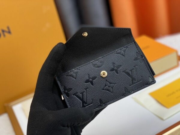 Premium Icon LV Wallet M69431 Premium Icon LV Wallet M69431
