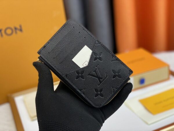 Premium Icon LV Wallet M69431 Premium Icon LV Wallet M69431