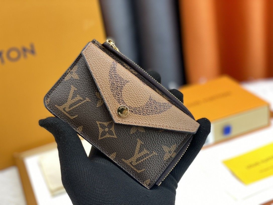Premium Icon LV Wallet M69431 Premium Icon LV Wallet M69431