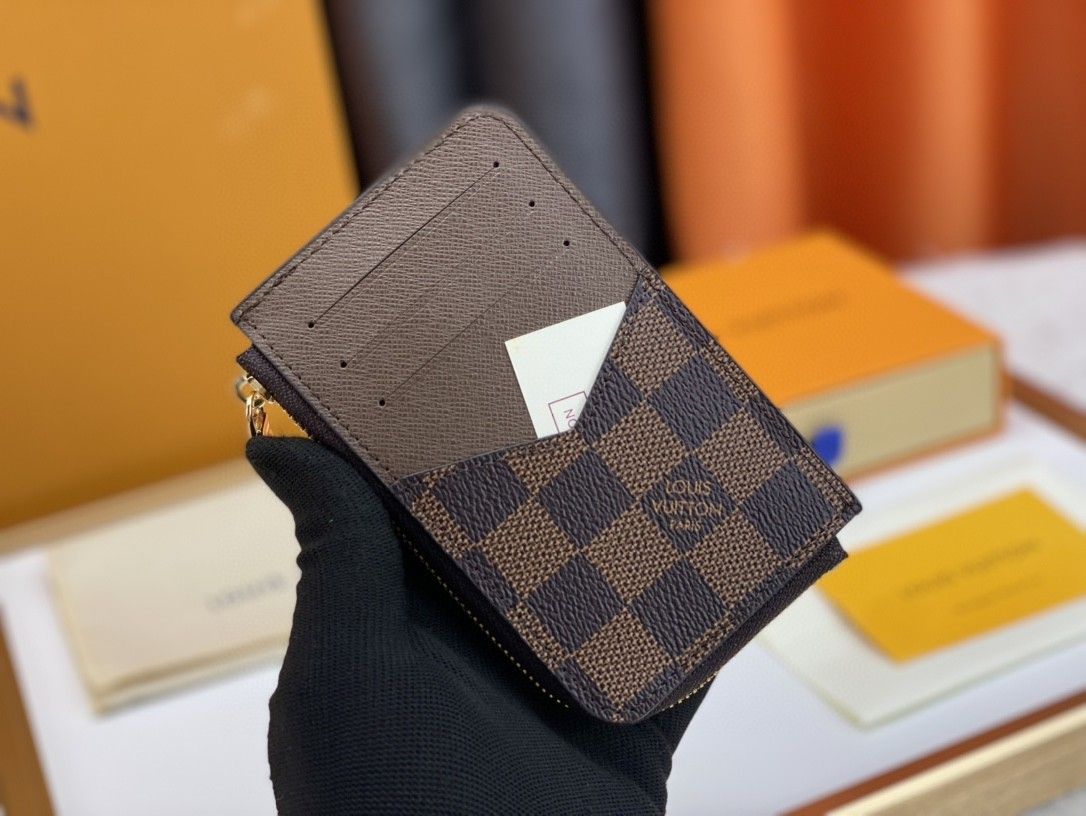 Premium Icon LV Wallet M69431 Premium Icon LV Wallet M69431