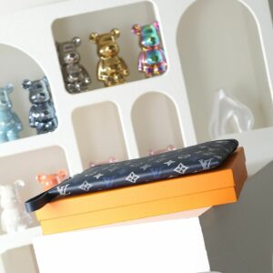 LV Pochette Voyage MM Monogram Ink Navy Blue Clutch Bag 28913 6 d15a77b8