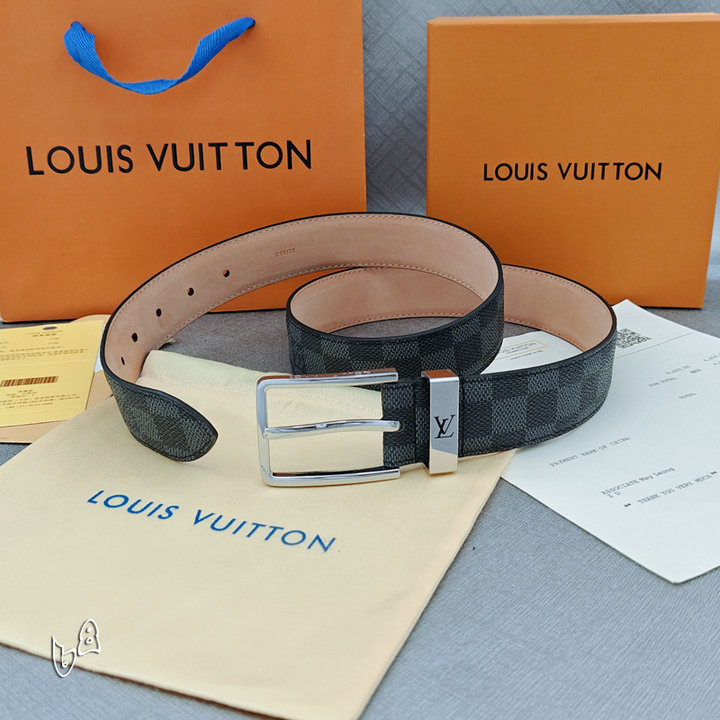 LV Logo Belt 605260140 LV Logo Belt 605260140