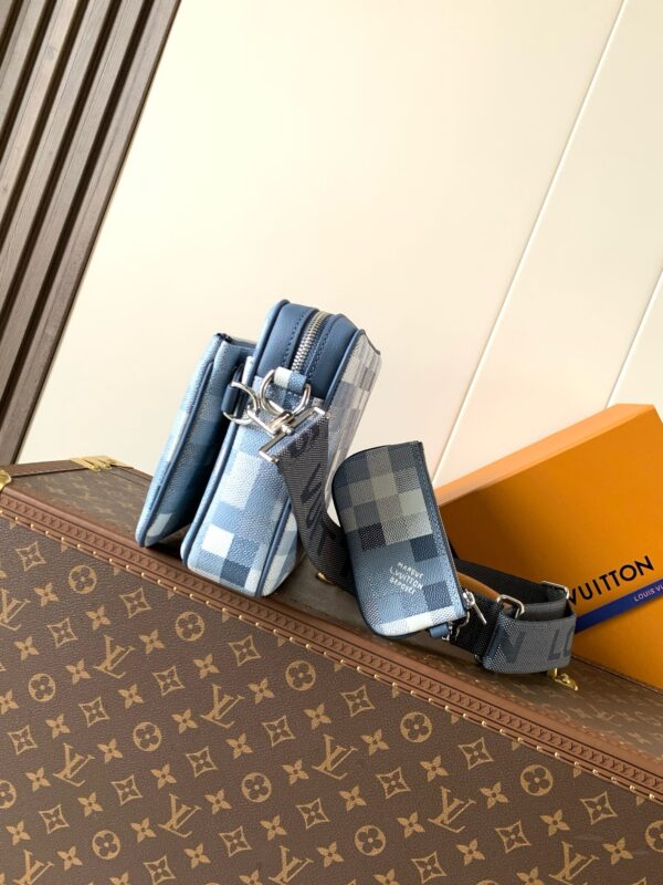 LV Trio Messenger KK03750