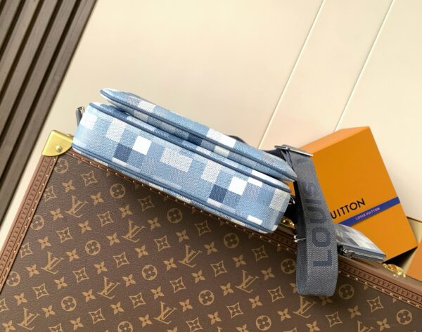 LV Trio Messenger KK03750