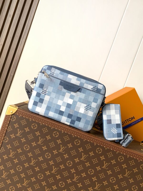 LV Trio Messenger KK03750