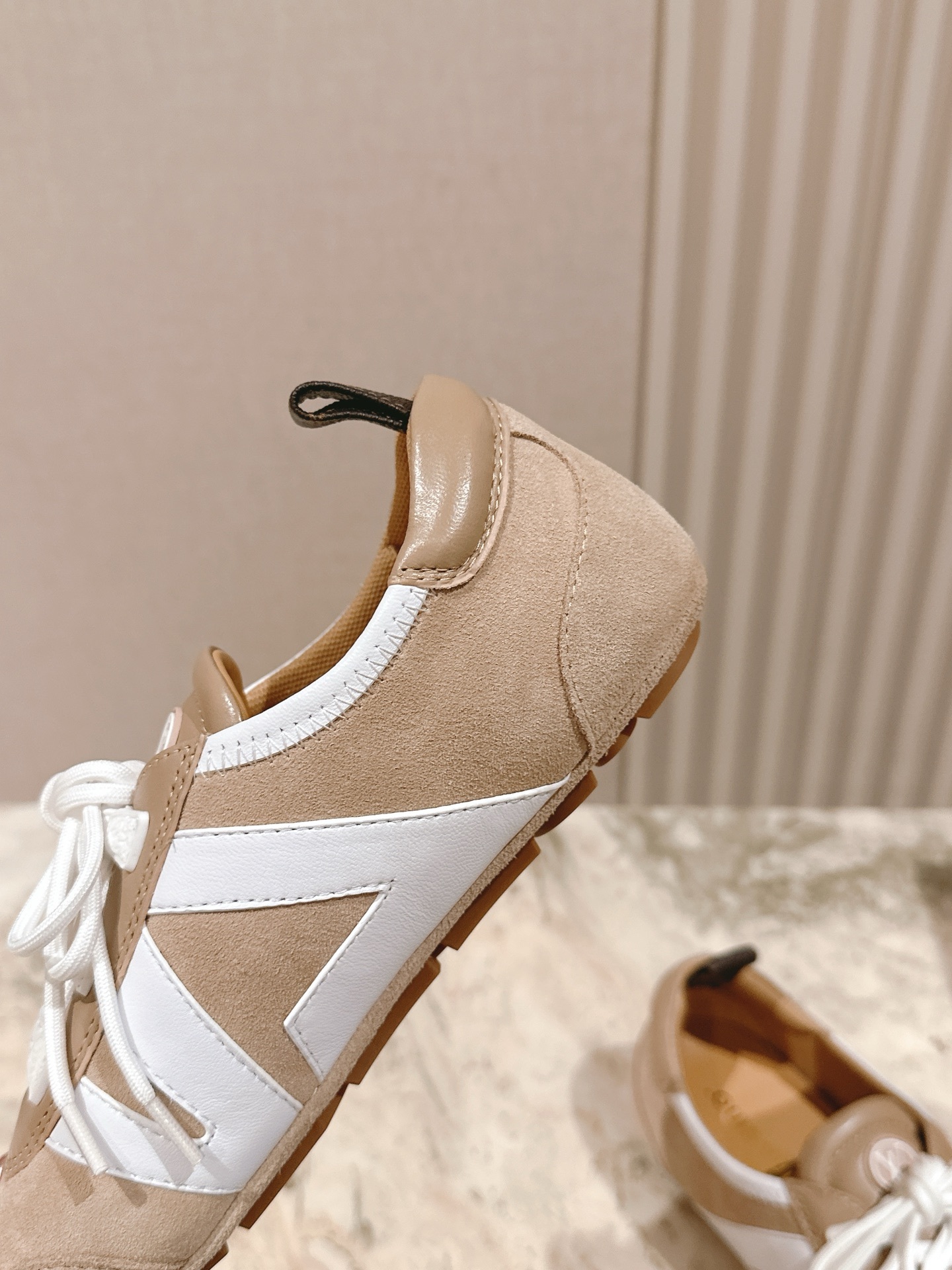 Modern Street Style Shoes L3387 Modern Street Style Shoes L3387