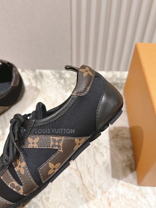 Modern Street Style Shoes L3387 Modern Street Style Shoes L3387
