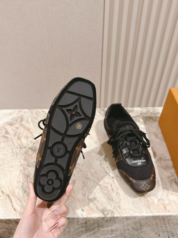 Modern Street Style Shoes L3387 Modern Street Style Shoes L3387