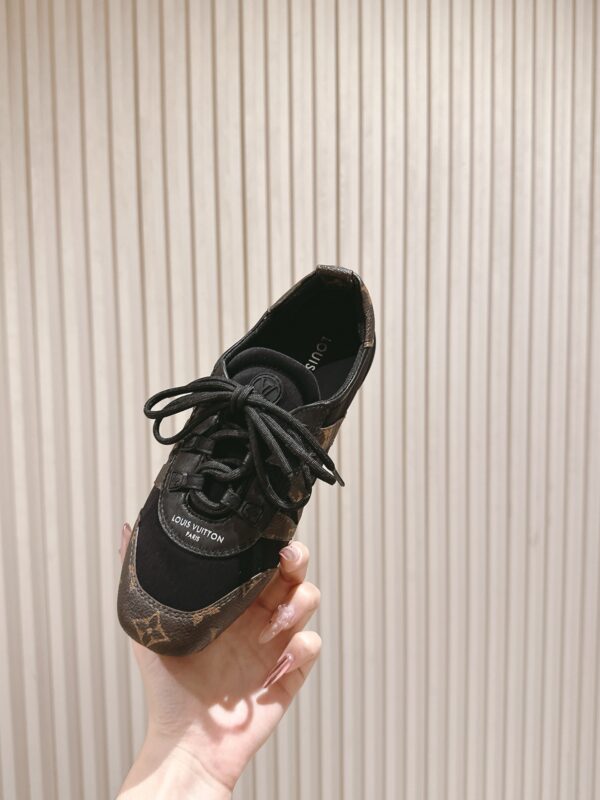 Modern Street Style Shoes L3387 Modern Street Style Shoes L3387