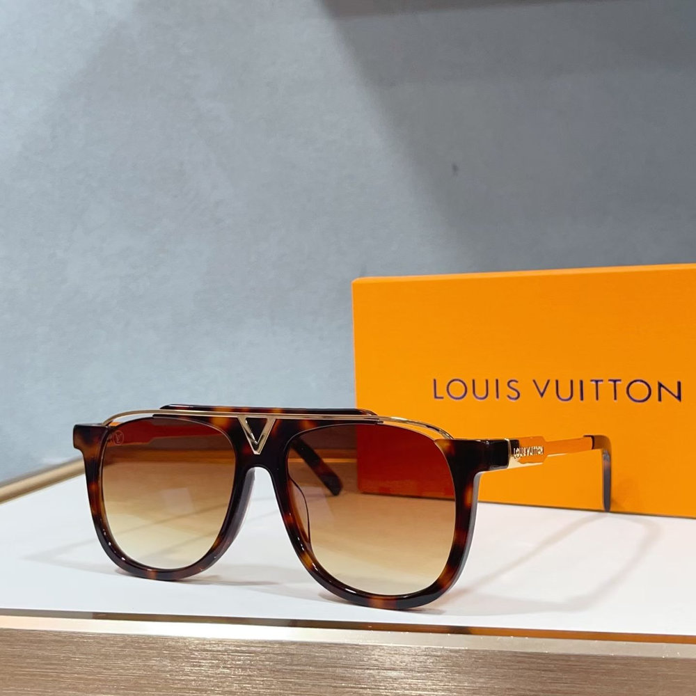 LV Whistle Sunglasses 138730 LV Whistle Sunglasses 138730