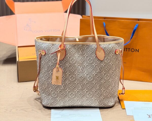 LV Pre-Fall Neverfull MM LV266105 LV Pre-Fall Neverfull MM LV266105